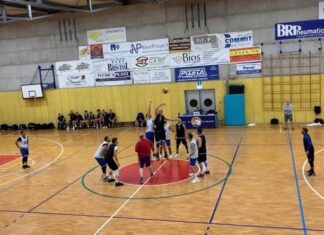 PIZETA PLAYBASKET: BENE LA PRIMA CON IL THE TEAM RIESE