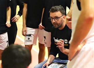Si chiude la prima fase: domani a Carrè (ore 20.30) lo “spareggio” PlayBasket-The Team, chi perde è fuori dal Gold! Da definire le prime a Est e Ovest…