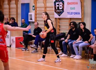 Serie B Femminile: La Gattamelata ritrova subito la vetta solitaria (battuta 73-70 Bolzano terza). Giants e Reyer U19 alle spalle.